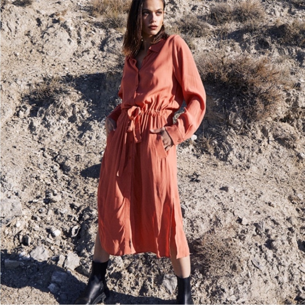 Elegant Coral Midi Dress